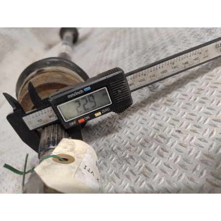 Transmission avant droite Peugeot 208 I 1.2 vti 82 (2012)
