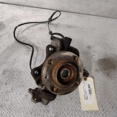 Pivot avg Peugeot 208 I 1.2 vti 82 (2012)