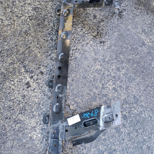 Traverse inférieure armature avant Renault CLIO IV 1.5 dci 90 (2012) 5 portes