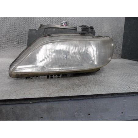 Phare gauche Citroën XSARA 2.0 hdi 90 (1999-2005)