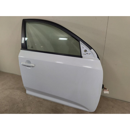 Porte avant droite Kia CEE'D SW 1.6 crdi 115 (2007-2012)