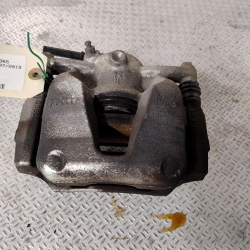 Etrier de frein avant droit RENAULT MEGANE 4  0