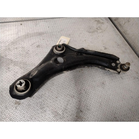 Triangle inf avd RENAULT MEGANE 4  0