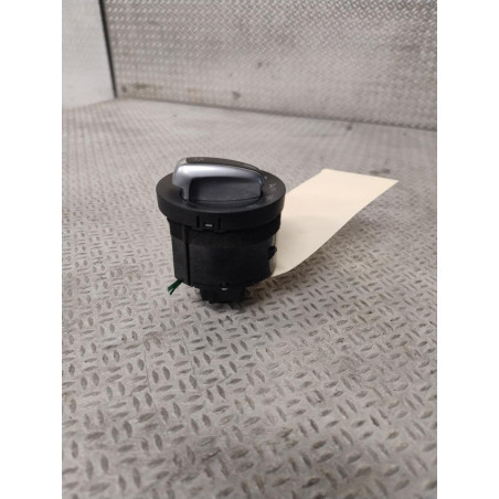Interrupteur commande de phares Seat ATECA 2.0 tdi (2016)