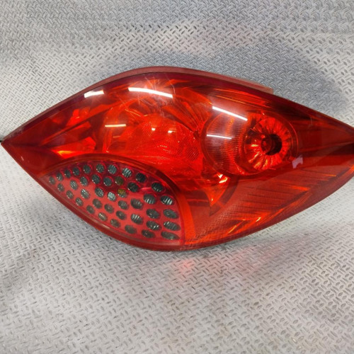Feu arrière droit Peugeot 207 - 207 1.6 hdi (2006-2013) 5 portes