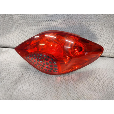 Feu arrière droit Peugeot 207 - 207 1.6 hdi (2006-2013) 5 portes