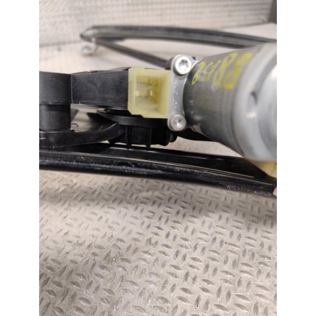 Mecanisme  moteur lève-glace avant droit Seat ATECA 2.0 tdi (2016)