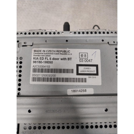 Autoradio Kia CEE'D SW 1.6 crdi 115 (2007-2012)