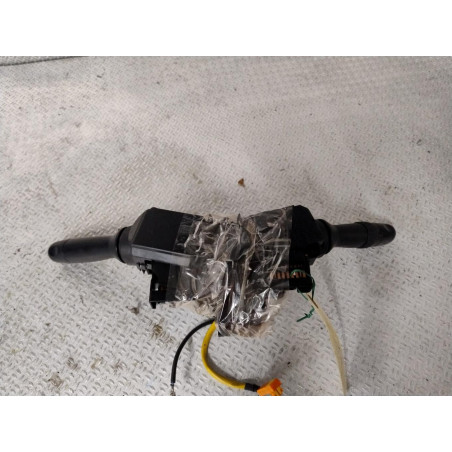 Interrupteur commande de frein a main Peugeot 107 1.4 hdi (2005-2014)