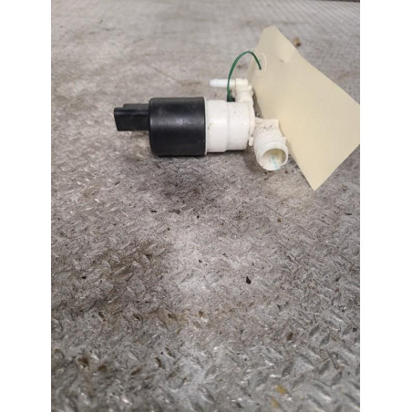 Pompe lave-glace avant Renault MEGANE IV 3-5 portes 1.5 dci 110 (2015)