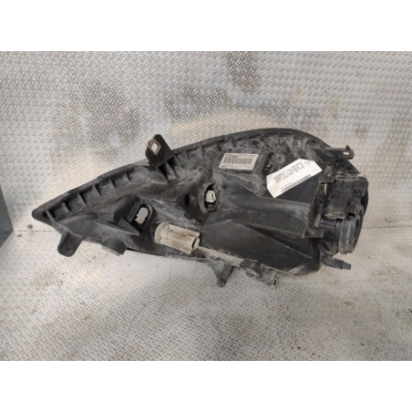 Phare droit Renault TRAFIC II Camionnette 2.0 dci 115 (2006)