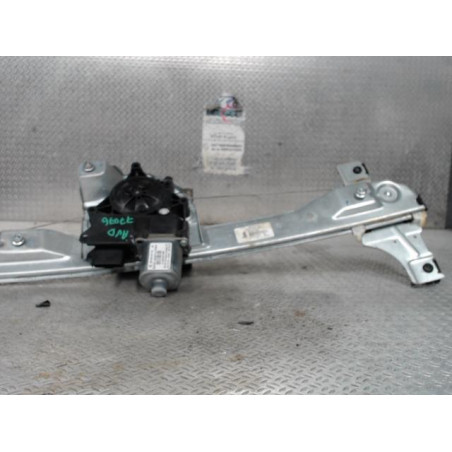 Mecanisme  moteur lève-glace avant droit Peugeot 208 I 1.2 thp 110 (2013)