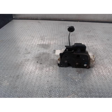 Serrure porte avg Audi A4 B7 1.9 tdi (2004-2008) 4 portes