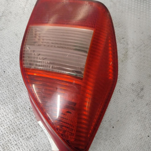 Feu arrière gauche Citroën C2 1.1 (2003-2012) 3 portes