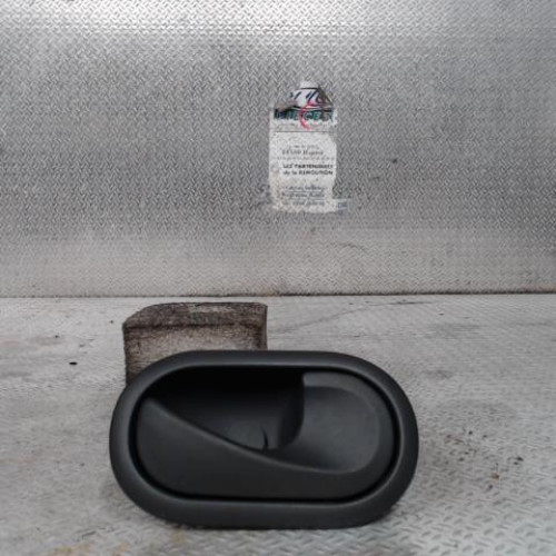 Poignee int porte avd Renault MASTER III Camionnette 2.3 dci 100 fwd (2010)