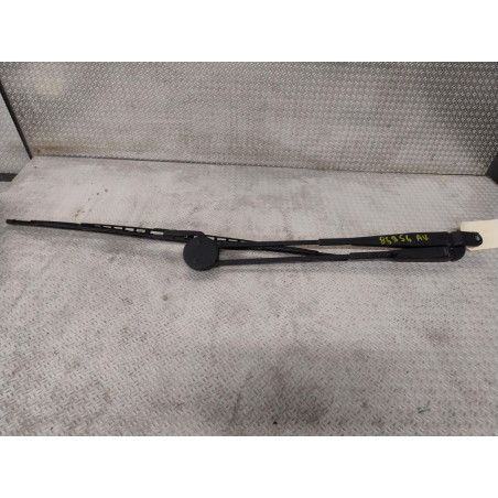 Bras essuie-glace avant gauche Renault TWINGO I 1.2 (1993-1996) 3 portes