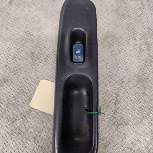 Commande lève-glace porte avant droite Renault TWINGO I 1.2 (1993-1996) 3 portes