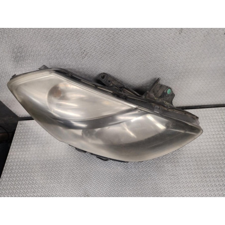 Phare droit Renault CLIO III Grandtour 1.5 dci (2010-2012) 5 portes