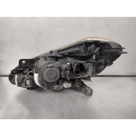 Phare droit Renault CLIO III Grandtour 1.5 dci (2010-2012) 5 portes