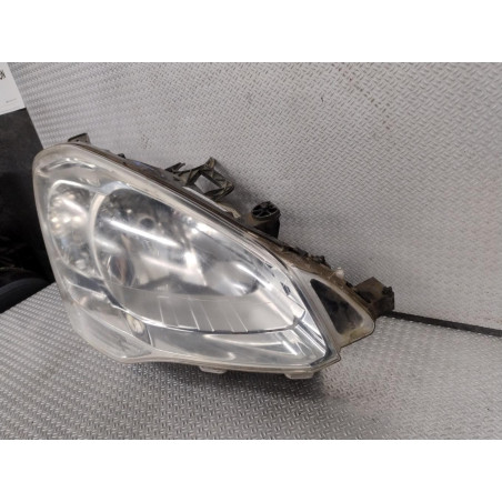Phare droit Citroën BERLINGO MULTISPACE 1.6 hdi 90 (2010)