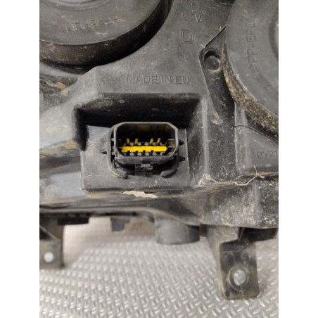 Phare droit Citroën BERLINGO MULTISPACE 1.6 hdi 90 (2010)