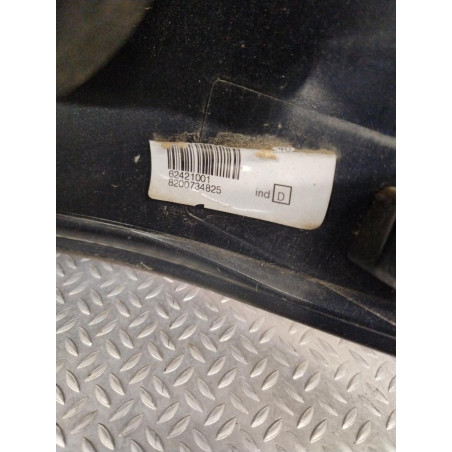 Feu arrière gauche Dacia SANDERO 1.2 16v (2008) 5 portes