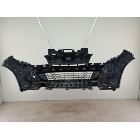 Pare-choc avant Renault MEGANE III 3-5 portes 1.5 dci (2009)