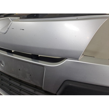 Pare-choc avant Renault MEGANE III 3-5 portes 1.5 dci (2009)