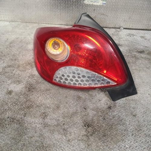 Feu arrière gauche Peugeot 206 1.4 hdi eco 70 (2009-2013) 5 portes