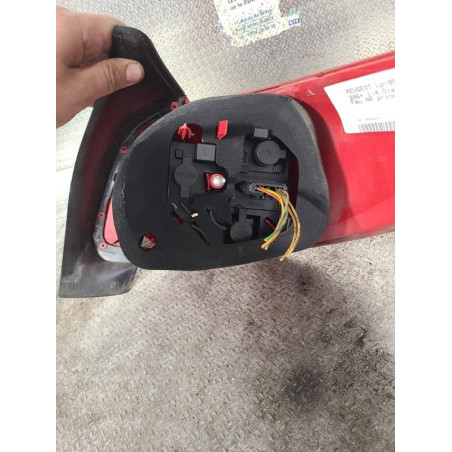 Feu arrière gauche Peugeot 206 1.4 hdi eco 70 (2009-2013) 5 portes