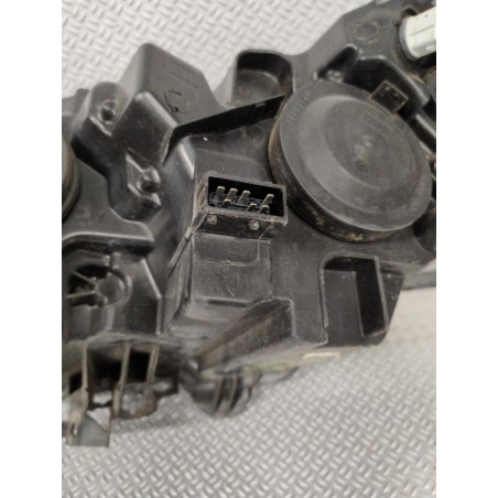 Phare droit Citroën C4 I 1.4 16v (2004-2011)