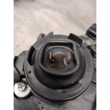 Phare gauche Mazda 3 1.6 di turbo (2004-2009)