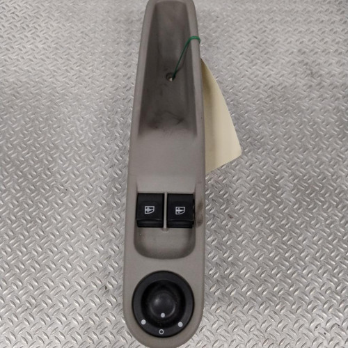 Commande lève-glace porte avant gauche RENAULT ZOE 2  ZOE 2