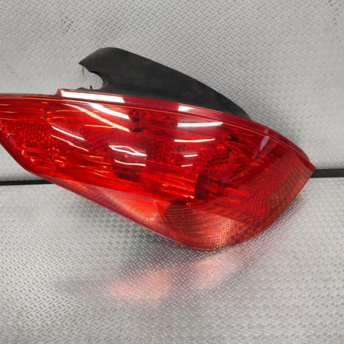 Feu arrière gauche Peugeot 308 I 1.6 hdi (2007-2014) 5 portes