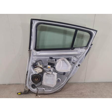 Porte arrière droite Renault MEGANE III 3-5 portes 1.5 dci (2009)