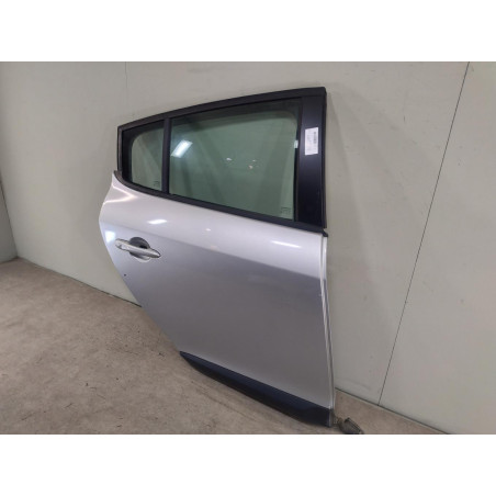 Porte arrière droite Renault MEGANE III 3-5 portes 1.5 dci (2009)