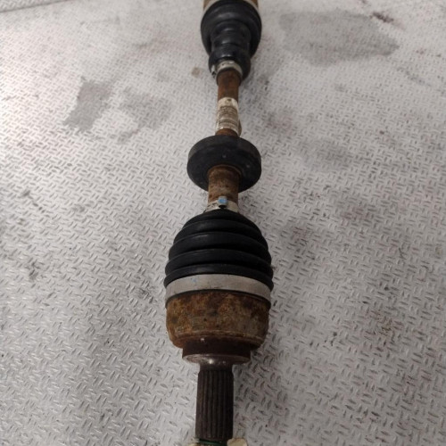 Transmission avant gauche Renault TWINGO II 1.5 dci 90 (2010)