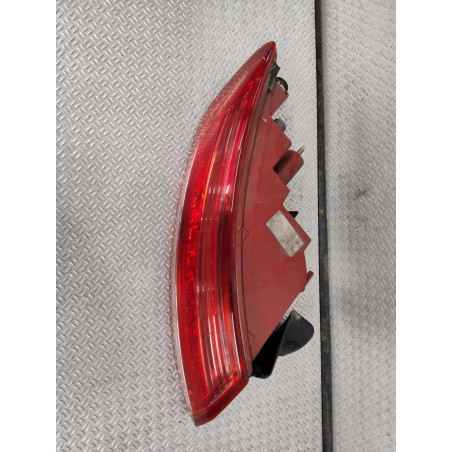 Feu arrière gauche Renault LAGUNA Coupé 2.0 dci (dt01, dt08, dt09, dt0k, dt12, dt1c, dt1d, dt1m,... (2008-2015) 2 portes