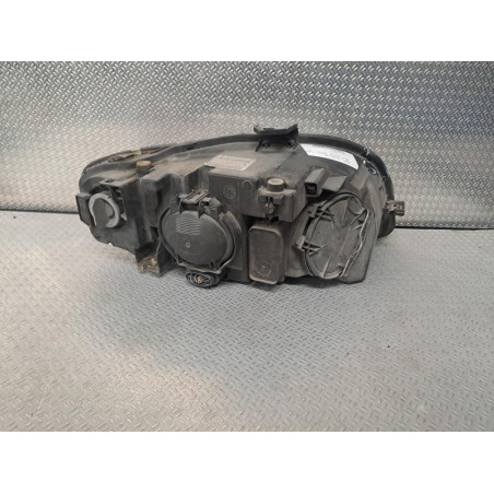 Phare gauche Audi A4 B7 Avant 1.9 tdi (2004-2008)