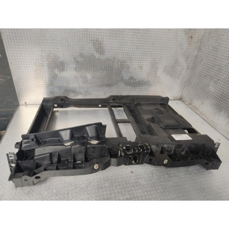 Support de ventilateur Peugeot 208 I 1.2 vti 82 (2012)