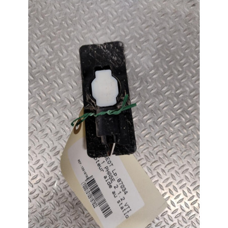 Capteur aide stationnement av Peugeot 208 I 1.2 puretech 82 (2018)
