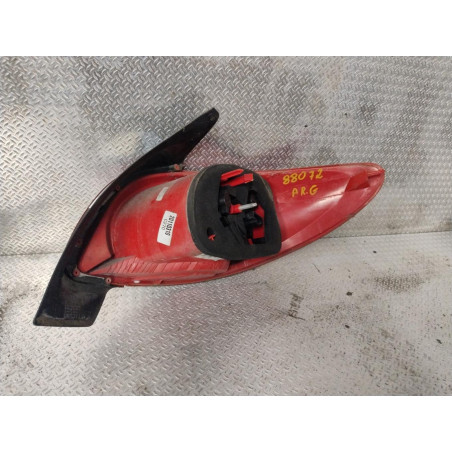 Feu arrière gauche Peugeot 206 1.1 (2009-2013)