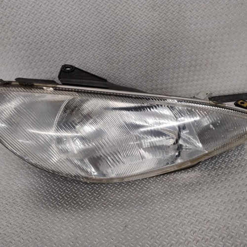 Phare droit Peugeot 206 3-5 portes 1.4 i (1998-2012) 3 portes