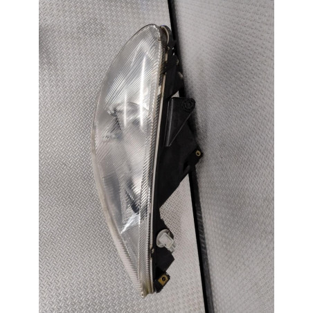 Phare droit Peugeot 206 3-5 portes 1.4 i (1998-2012) 3 portes