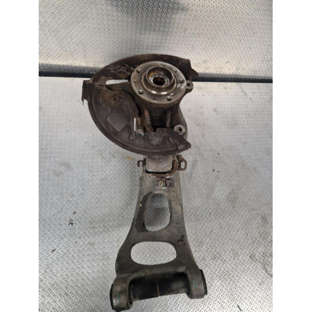 Triangle inf avg Citroën C5 III 2.0 hdi 140 (2008) 4 portes