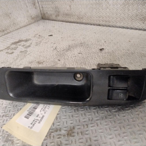 Commande lève-glace porte avant gauche Chevrolet SPARK 1.0 lpg (2010)