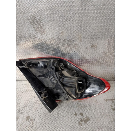 Feu arrière droit Citroën C4 II 1.6 hdi 90 (2009) 5 portes