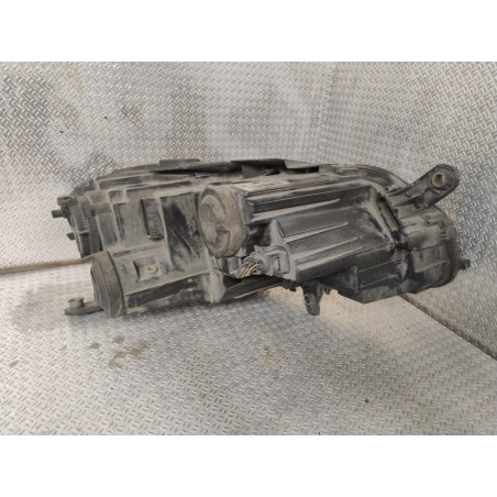 Phare gauche Vw PASSAT B7 1.6 tdi (2010-2014)