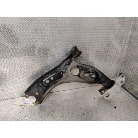 Triangle inf avd Vw PASSAT B7 1.6 tdi (2010-2014)