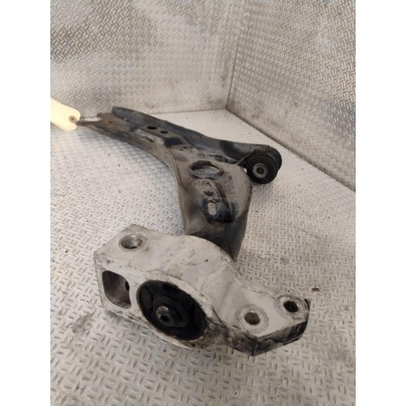 Triangle inf avd Vw PASSAT B7 1.6 tdi (2010-2014)
